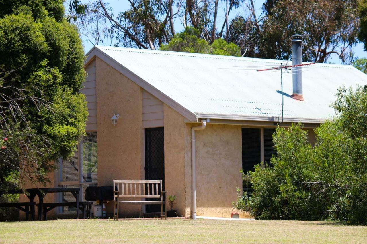 Bells Beach Cottages Bellbrae Bagian luar foto